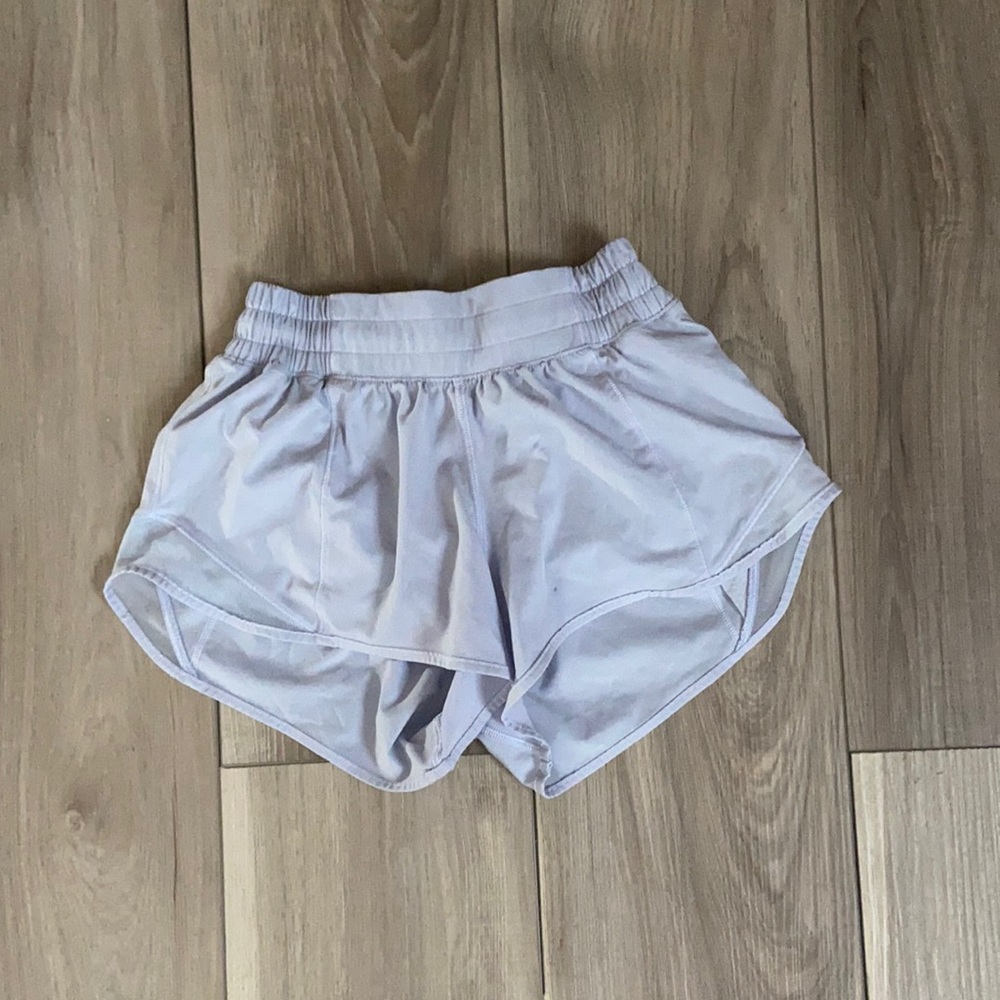 lululemon hotty hot shorts 2.5’’ inseam